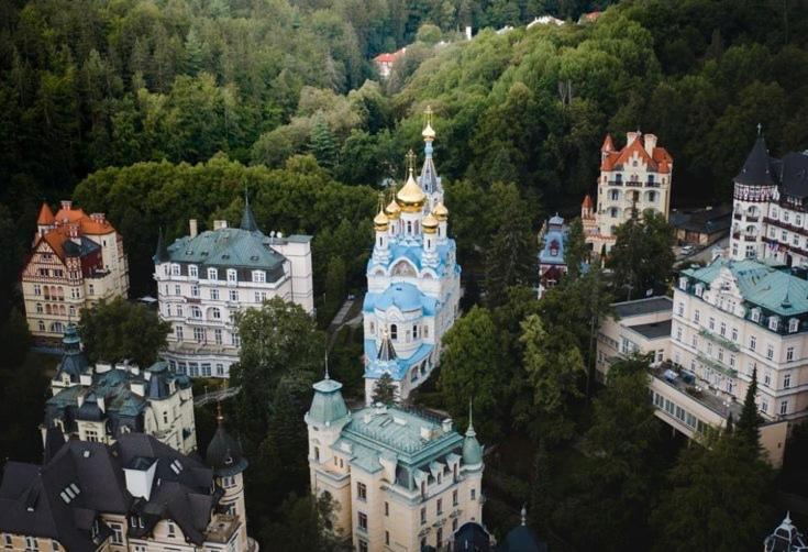 Imperial Apartment In Bohemia Residence By Rentez Karlovy Vary Exterior photo